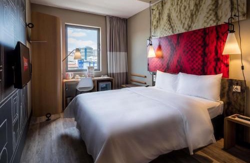Halkali Hotel | Comfortable Ibis Istanbul West: Pet-Friendly & Accessible
