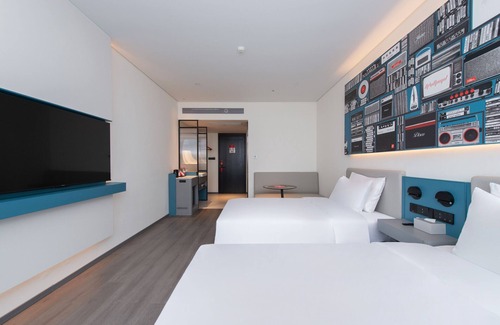 Qingdao House | Exceptional ibis Jiaodong Airport EMU Town Store Awaits You