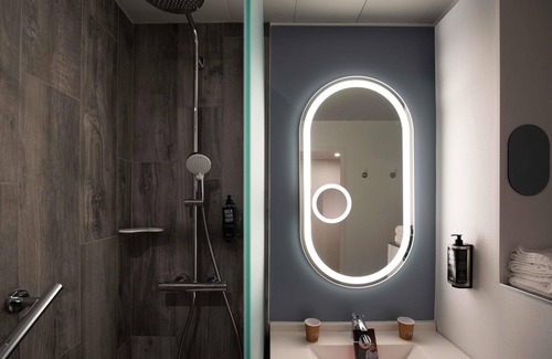 Pornichet Hotel | Stylish ibis La Baule Pornichet Plage with Family Amenities
