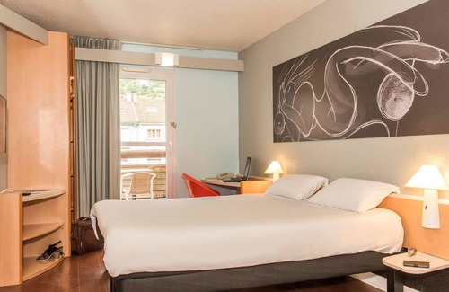 La Bresse Hotel | Relaxing Stay at ibis La Bresse Gerardmer with Spa & Dining