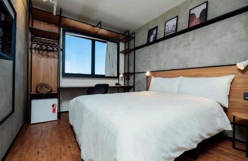 Lavras Hotel | Pet-Friendly ibis Lavras: Guest Rated 9/10 with Breakfast