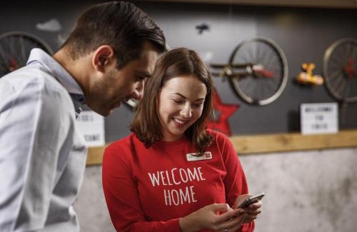 Luton Hotel | Discover ibis London Luton Airport: Pet-Friendly Retreat