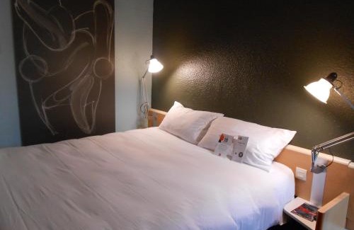 Caudan Hotel | Explore ibis Lorient Centre Hôtelier: Pet-Friendly Retreat