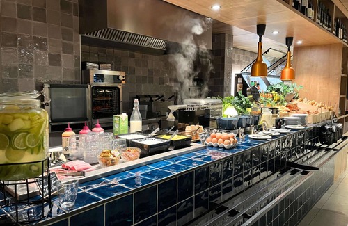 Lunel Hotel | Discover Ibis Lunel Petite Camargue: Guest Rated 9.6/10