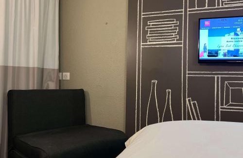 Chasse-sur-Rhone Hotel | Pet-Friendly Getaway at IBIS Lyon Sud Chasse Sur Rhône