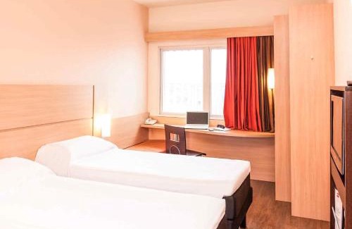 Industrial District Hotel | Budget-Friendly ibis Manaus Distrito Industrial with Breakfast
