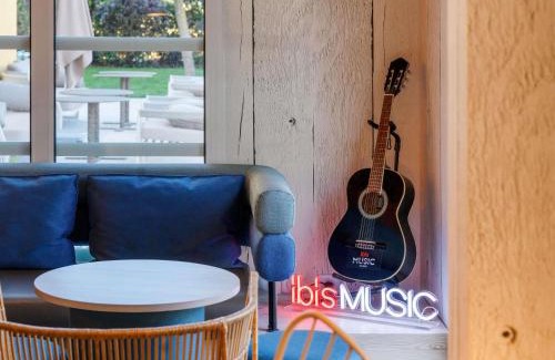 Manosque Hotel | Explore ibis Manosque Cadarache: Pet-Friendly Comfort