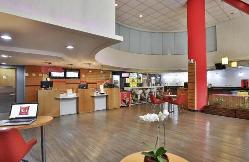 Zona 01 Hotel | Pet-Friendly Ibis Maringa with Eco Amenities and Breakfast