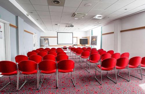Saint-Charles Hotel | Convenient Stay at ibis Marseille Centre Gare Saint Charles