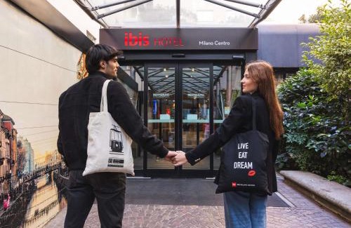 Porta Nuova Hotel | Discover Ibis Milano Centro: Pet-Friendly City Retreat