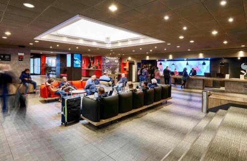 Porta Nuova Hotel | Discover Ibis Milano Centro: Pet-Friendly City Retreat