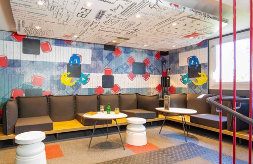 Sausheim Hotel | Ideal ibis Mulhouse Ile Napoléon with Family-Friendly Amenities