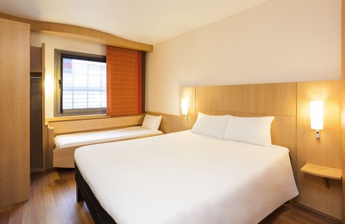 Area Metropolitana de Murcia Hotel | Discover ibis Murcia: Family-Friendly Stay with Spa Amenities