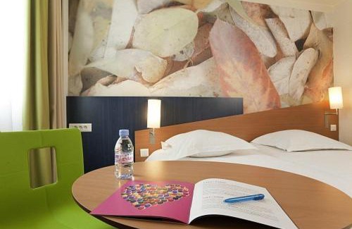 La Chapelle-Saint-Mesmin Hotel | Family-Friendly ibis Styles Orléans - Great for Kids!