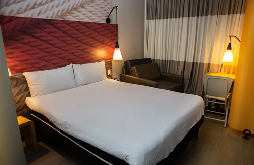 Osasco Hotel | Discover Ibis Osasco: Rated 8.4 with Family-Friendly Amenities