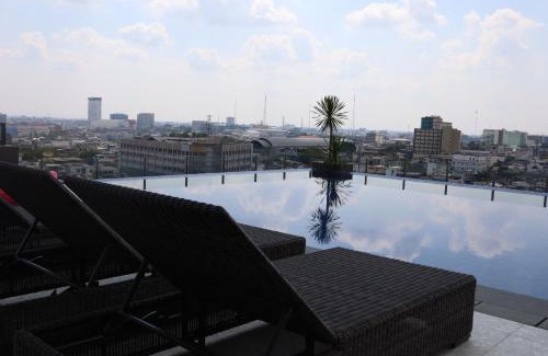 Palembang Hotel | Budget-Friendly ibis Palembang Sanggar with Pool & Breakfast