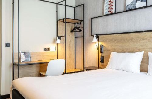 Billancourt–Rives de Seine Hotel | Comfortable Stay at ibis Paris Boulogne Billancourt