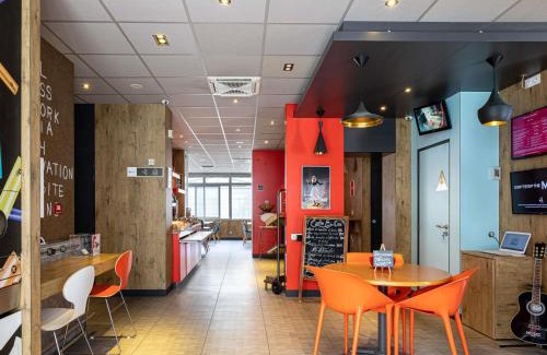 Billancourt–Rives de Seine Hotel | Comfortable Stay at ibis Paris Boulogne Billancourt