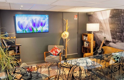 Vanves Hotel | Cozy ibis Paris Porte de Vanves with Spa and Restaurant