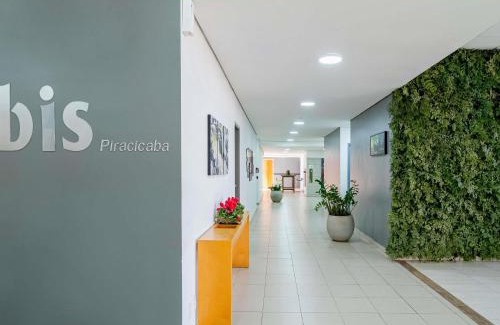 Piracicaba Hotel | Budget-Friendly ibis Piracicaba: Pet & Child Friendly Stay