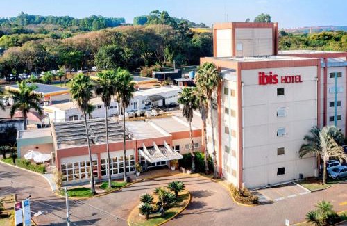 Piracicaba Hotel | Budget-Friendly ibis Piracicaba: Pet & Child Friendly Stay