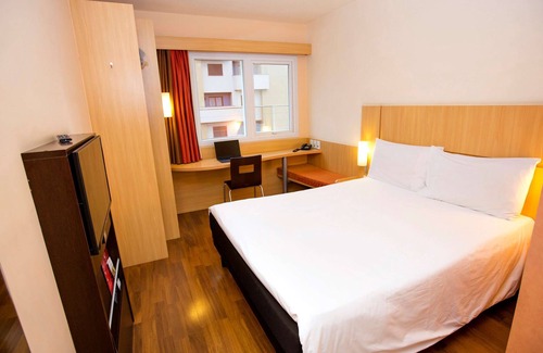 Regiao Urbana Homogenea IX Hotel | Discover Ibis Pocos De Caldas: Spa & Family-Friendly Stays