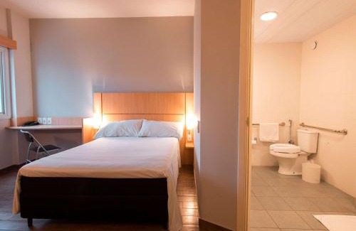 Presidente Prudente Hotel | Pet-Friendly Stay at ibis Presidente Prudente with Breakfast