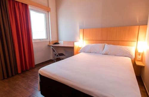 Presidente Prudente Hotel | Pet-Friendly Stay at ibis Presidente Prudente with Breakfast