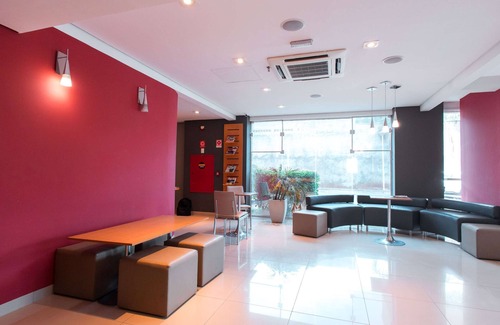Presidente Prudente Hotel | Eco-Friendly Stay at ibis Presidente Prudente with Spa & More