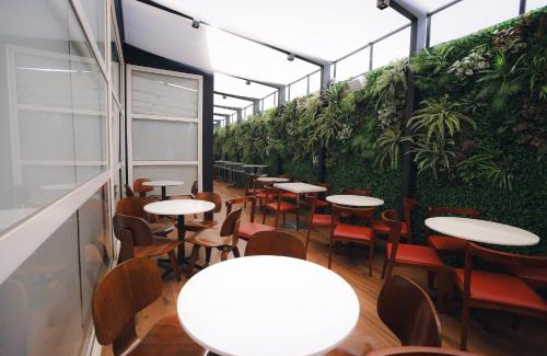 Pina Hotel | Experience ibis Recife Boa Viagem with Ocean View & Breakfast