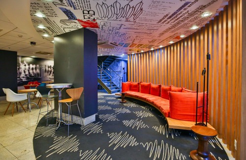 Zona Sul Hotel | Discover ibis Rio de Janeiro Botafogo with Pool & Spa
