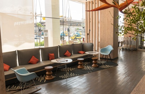 Santo Cristo Hotel | Discover Ibis Rio Porto Atlantico: Family-Friendly Retreat