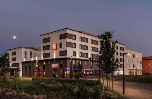 Montigny-le-Bretonneux Hotel | Comfortable Stay at ibis Saint Quentin en Yvelines - Vélodrome