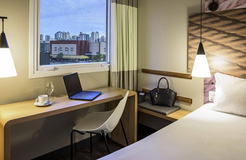 Tatuape Hotel | Comfortable ibis Sao Paulo Tatuape with Top Amenities