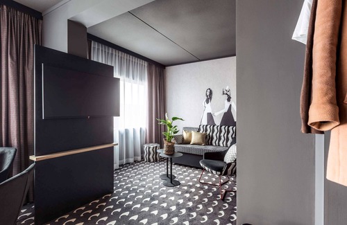 Stationsplein Hotel | Modern ibis Styles Arnhem Centre with Family-Friendly Amenities