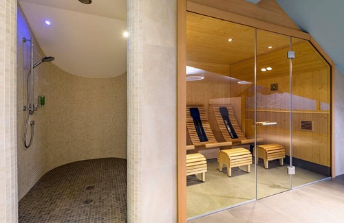 Gmain Hotel | Relaxing Stay at ibis Styles Bad Reichenhall - 9.4/10 Rating