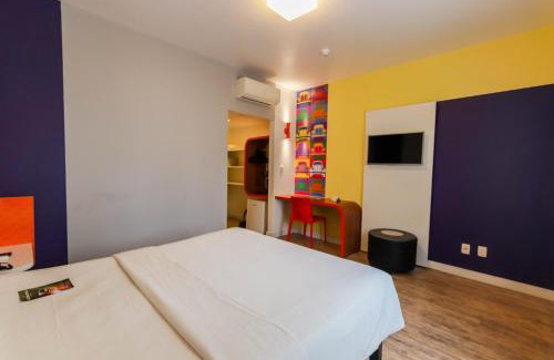 Centro Hotel | Pet-Friendly Ibis Styles Balneário Camboriú - Steps from the Beach