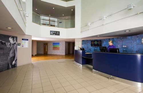 Dodworth Hotel | Discover ibis Styles Barnsley: Pet-Friendly & Family Ready