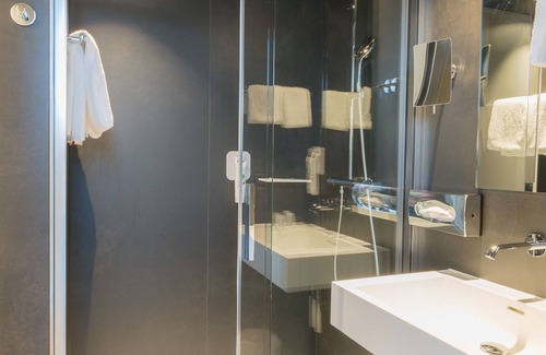Sankt Alban Hotel | Comfortable ibis Styles Basel City: Spa & Breakfast Included