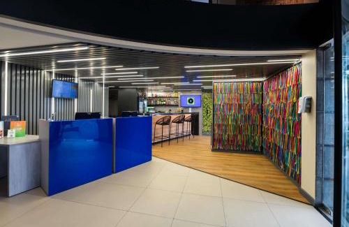 Nazare Hotel | Relax at ibis Styles Belem Nazare with Oceanfront Views