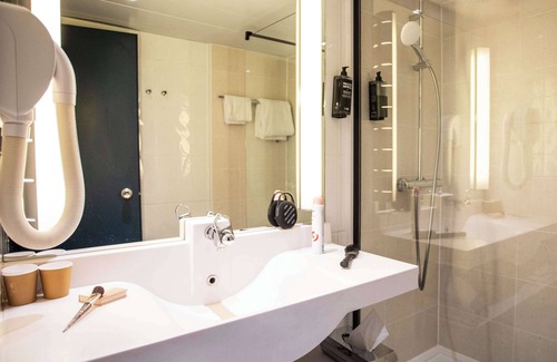 Besancon Hotel | Experience Comfort at ibis Styles Besançon with Pool & Spa