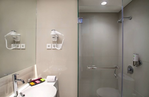 Cikarang Hotel | Budget-Friendly Ibis Styles Cikarang with Pool & Spa Access