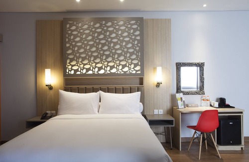 Cikarang Hotel | Budget-Friendly Ibis Styles Cikarang with Pool & Spa Access