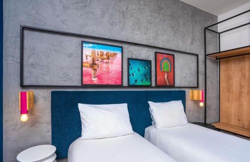 Dakar-Plateau Hotel | Discover Comfort at Ibis Dakar with Ocean Views & Pool