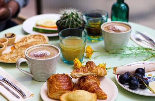 Center Hotel | Pet-Friendly ibis Styles Evry Courcouronnes Hotel Awaits