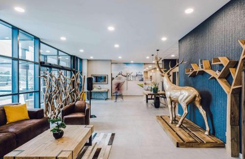 Contres Hotel | Pet-Friendly ibis Styles Contres-Cheverny with Ocean Views