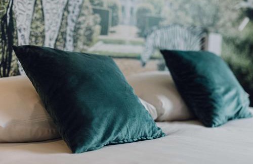 Contres Hotel | Pet-Friendly ibis Styles Contres-Cheverny with Ocean Views