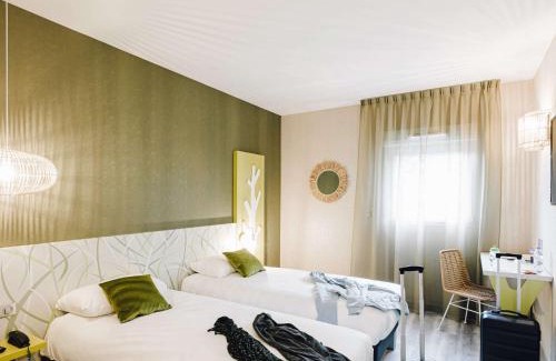 Contres Hotel | Pet-Friendly ibis Styles Contres-Cheverny with Ocean Views