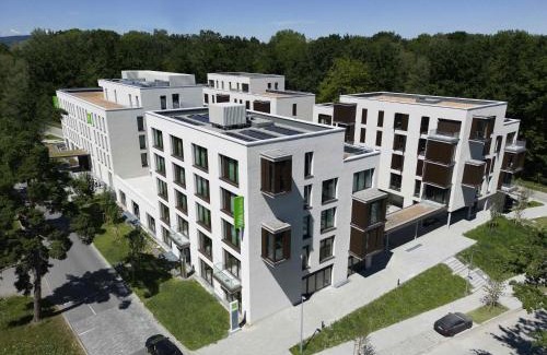Schnetzenhausen Hotel | Inviting ibis Styles Friedrichshafen: Pet-Friendly Comfort