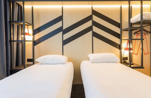 Le Grand-Saconnex Hotel | Top-Rated ibis Styles Genève Palexpo Aéroport Hotel